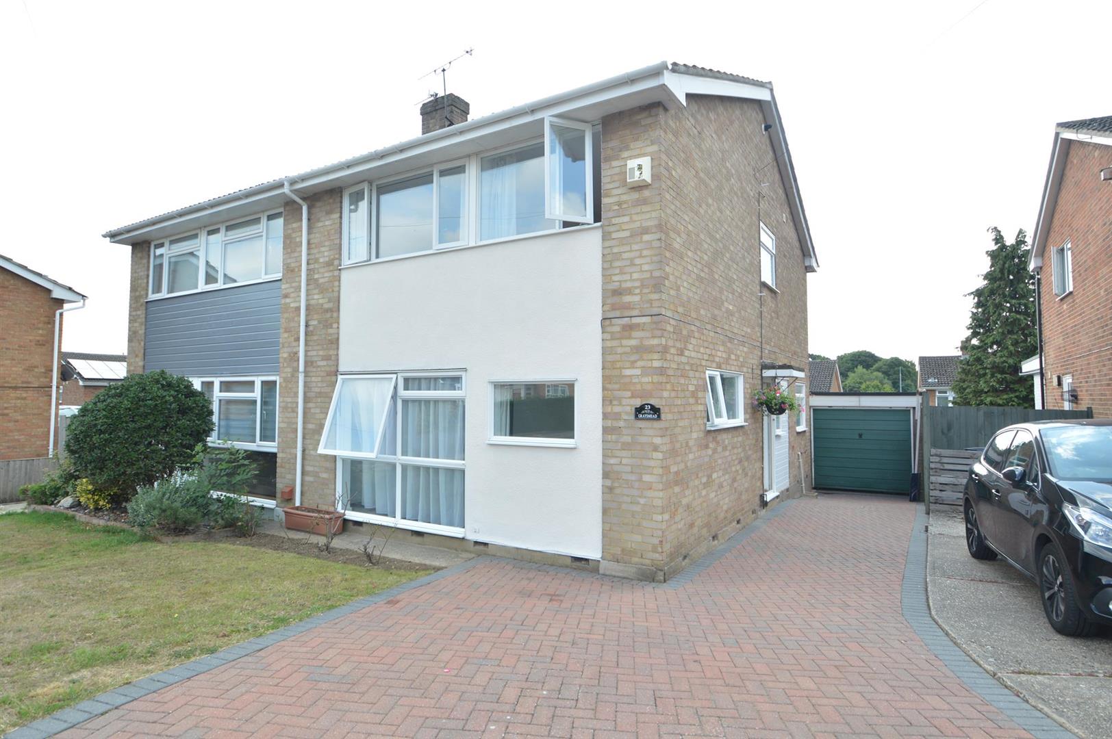 Graysmead, Sible Hedingham Scott Maddison